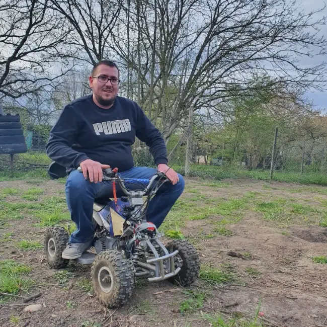 Антон, 33, Фрейберг - Gratis