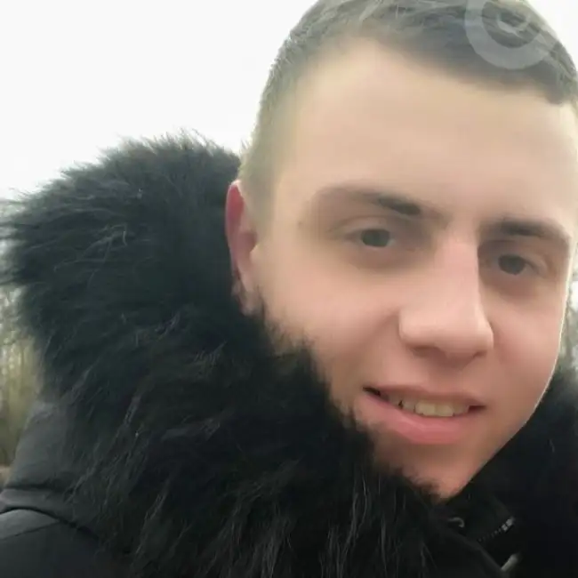 Pavel, 32 - Gratis