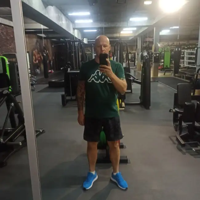 Slava, 44