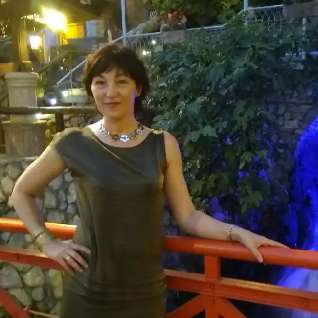Lina, 54 - Gratis