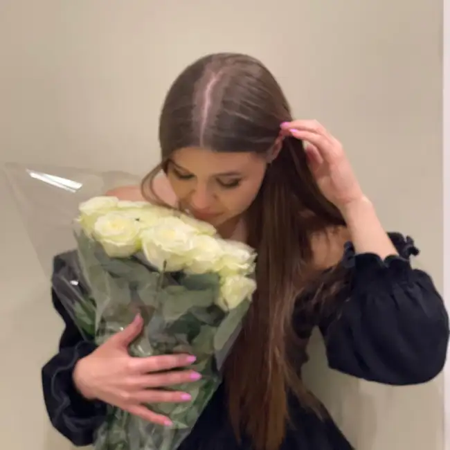 Julia, 31 - Gratis