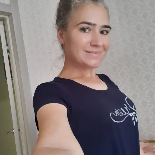 Irina, 46 - Gratis