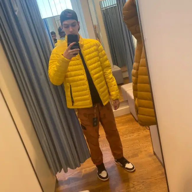 Dima, 22