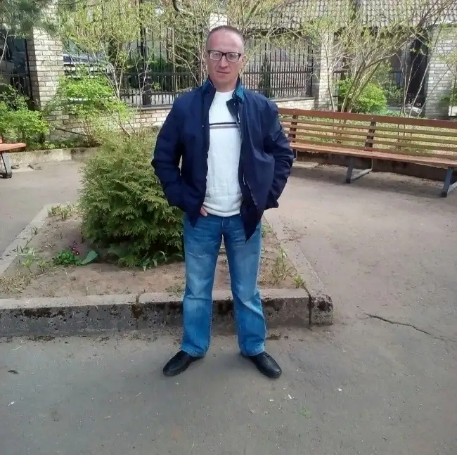 Александр, 47 - Gratis
