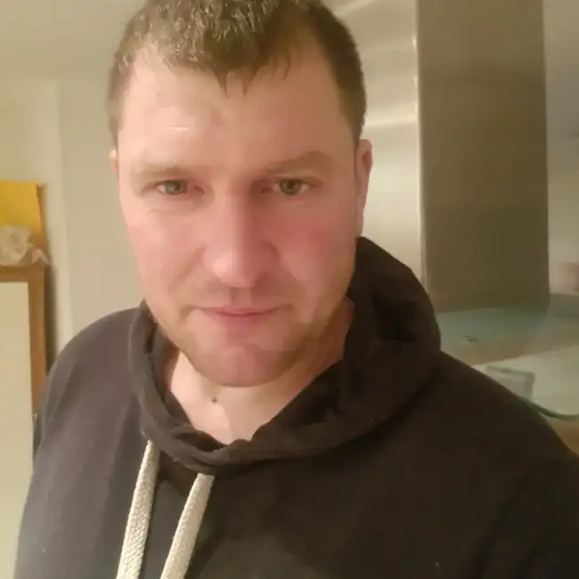 Alex, 45