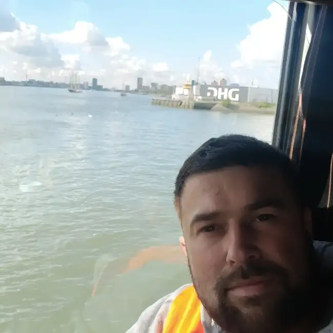 Pavel, 43 - Gratis