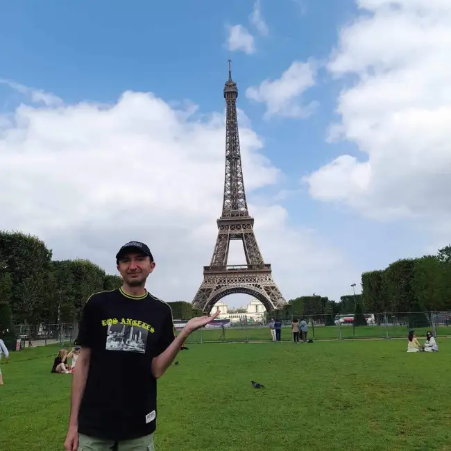 Alex, 38