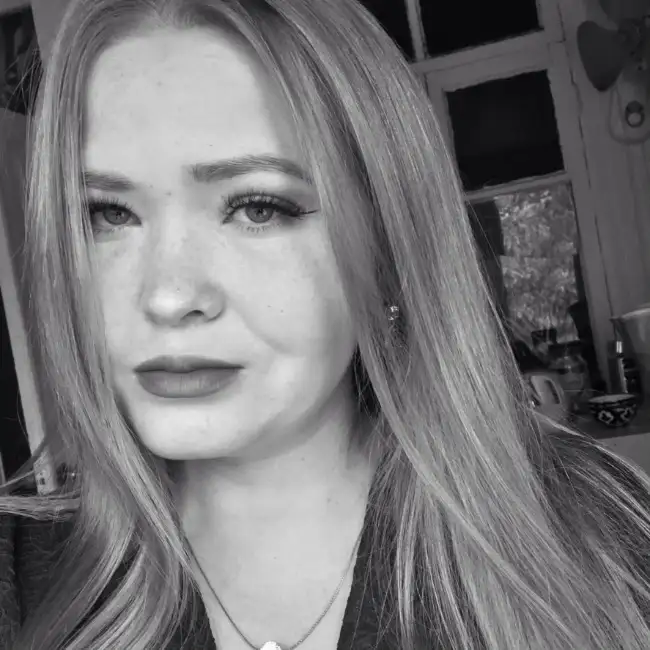 Эльмира, 31 - Gratis
