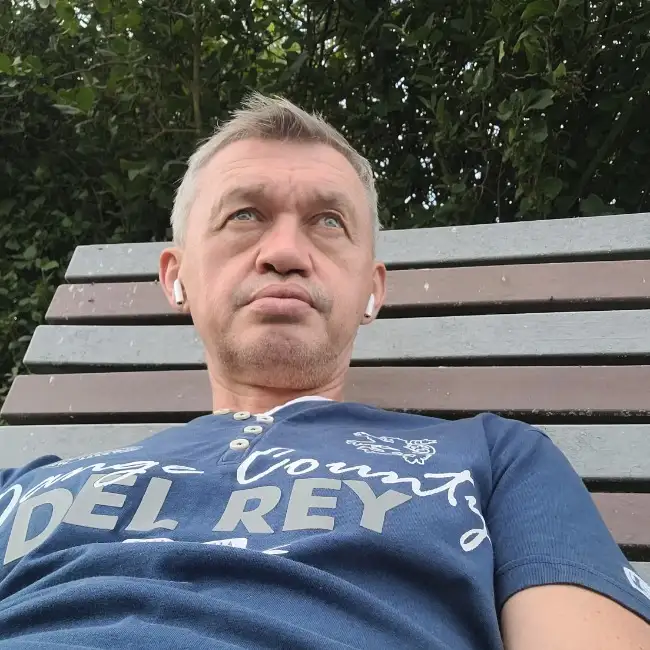 Andreas, 52