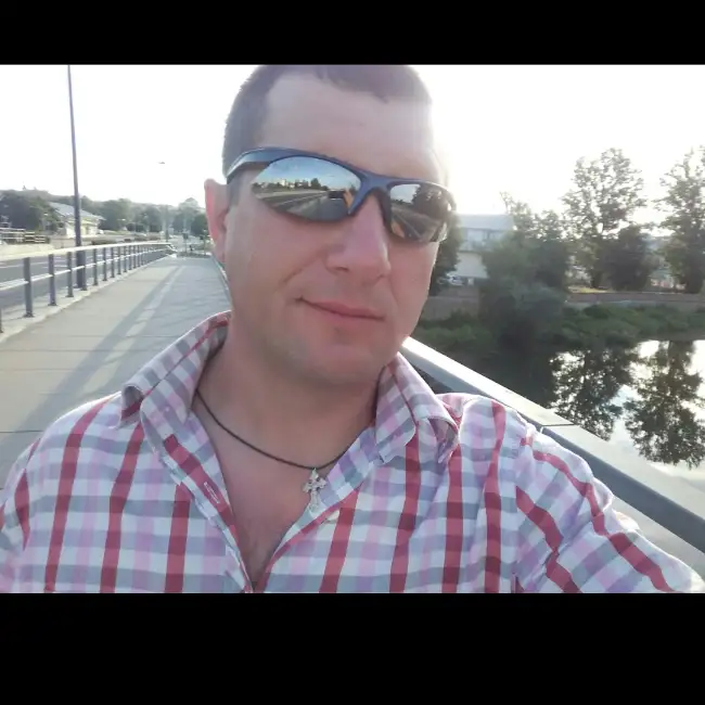 ANDRII, 43 - Gratis