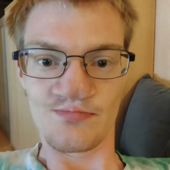Adrian, 27, Нижняя Саксония - Gratis