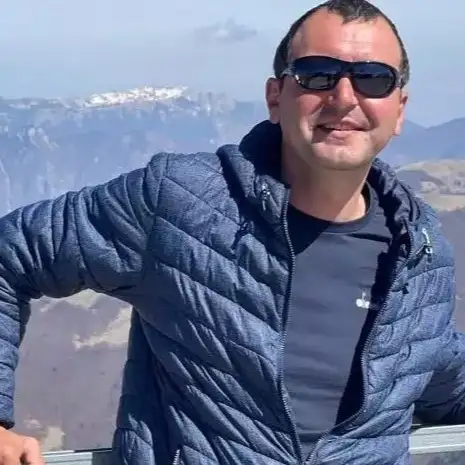 Corneliu, 42, Мюнхен - Gratis