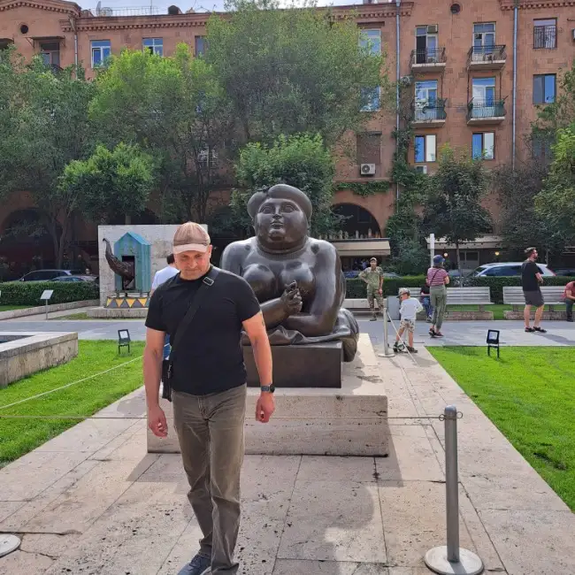 Artem, 47 - Gratis