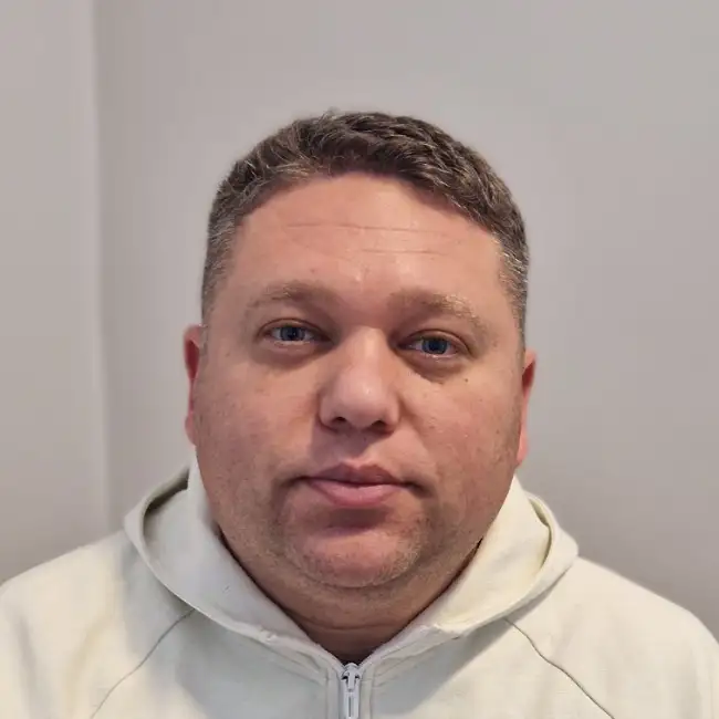 Sascha, 45
