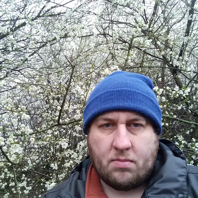 Evgeni, 39