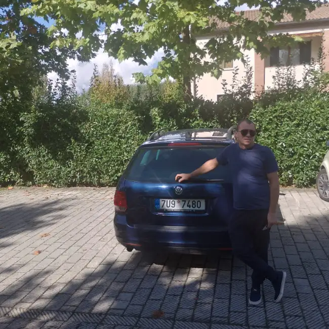 Слава, 49 - Gratis