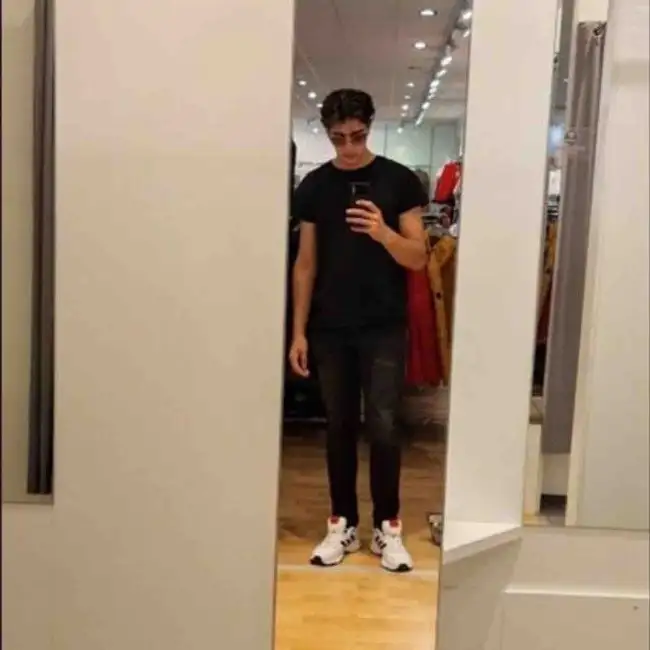 Kostan, 26