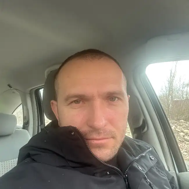 Igor, 35 - Gratis