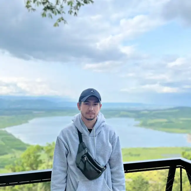 Олександр, 23 - Gratis