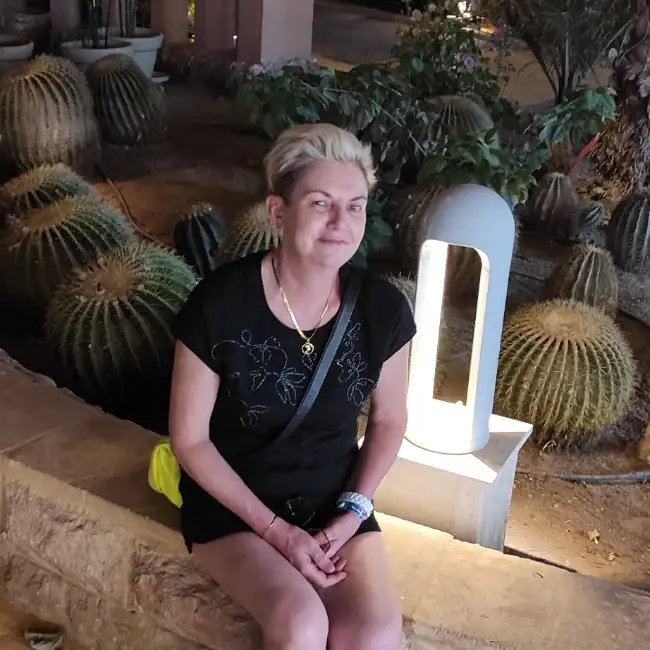 Irina, 61 - Gratis