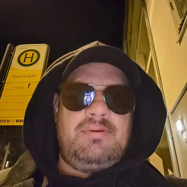 Aleksander, 45