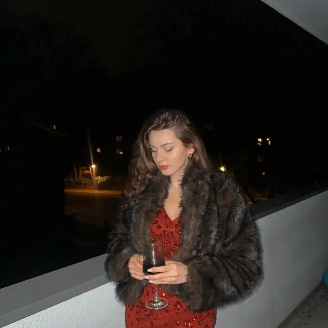 Aлина