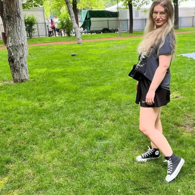 Sveta, 33 - Gratis