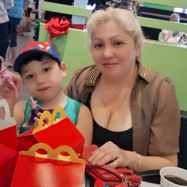 Lidiia, 52