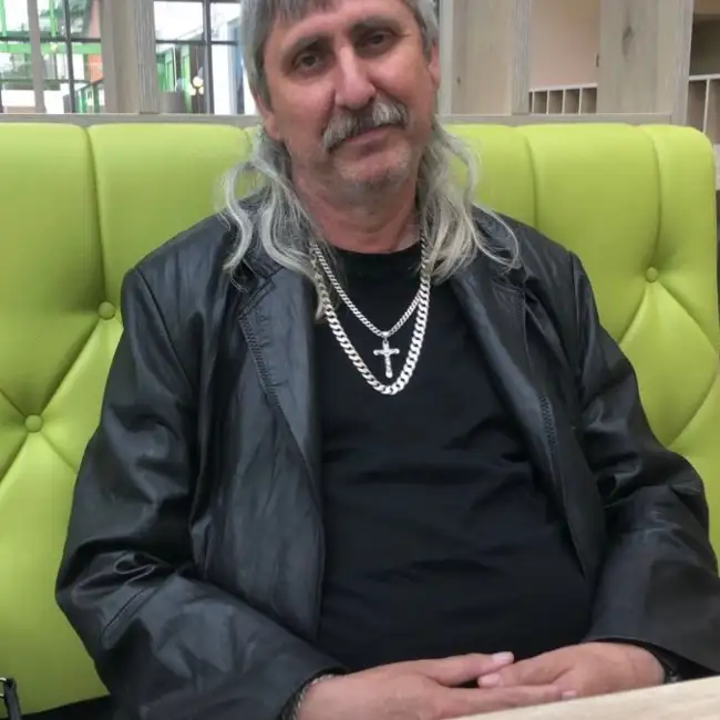 Erich, 59