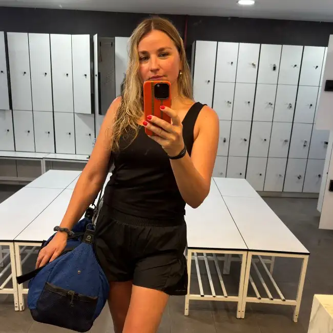 Natali · 48 ·